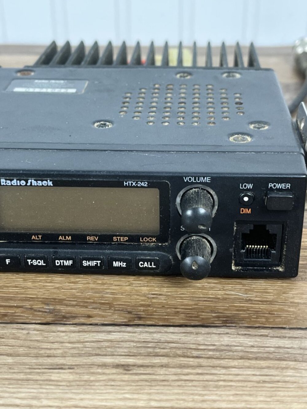Radio Shack HTX-242-Meter Amateur VHF-FM Mobile Transceiver No Mic - Picture 5 of 9